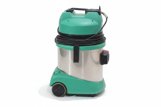 Aspirateur Professionnel Eau et Poussière